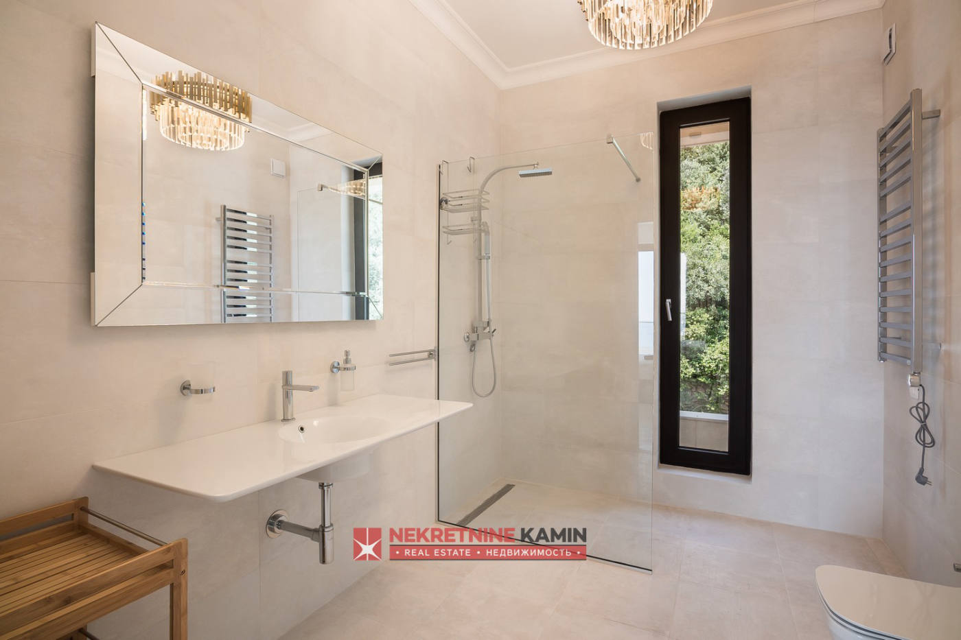 Квартира, 6803 м², 2 520 000$ — FAKTOR